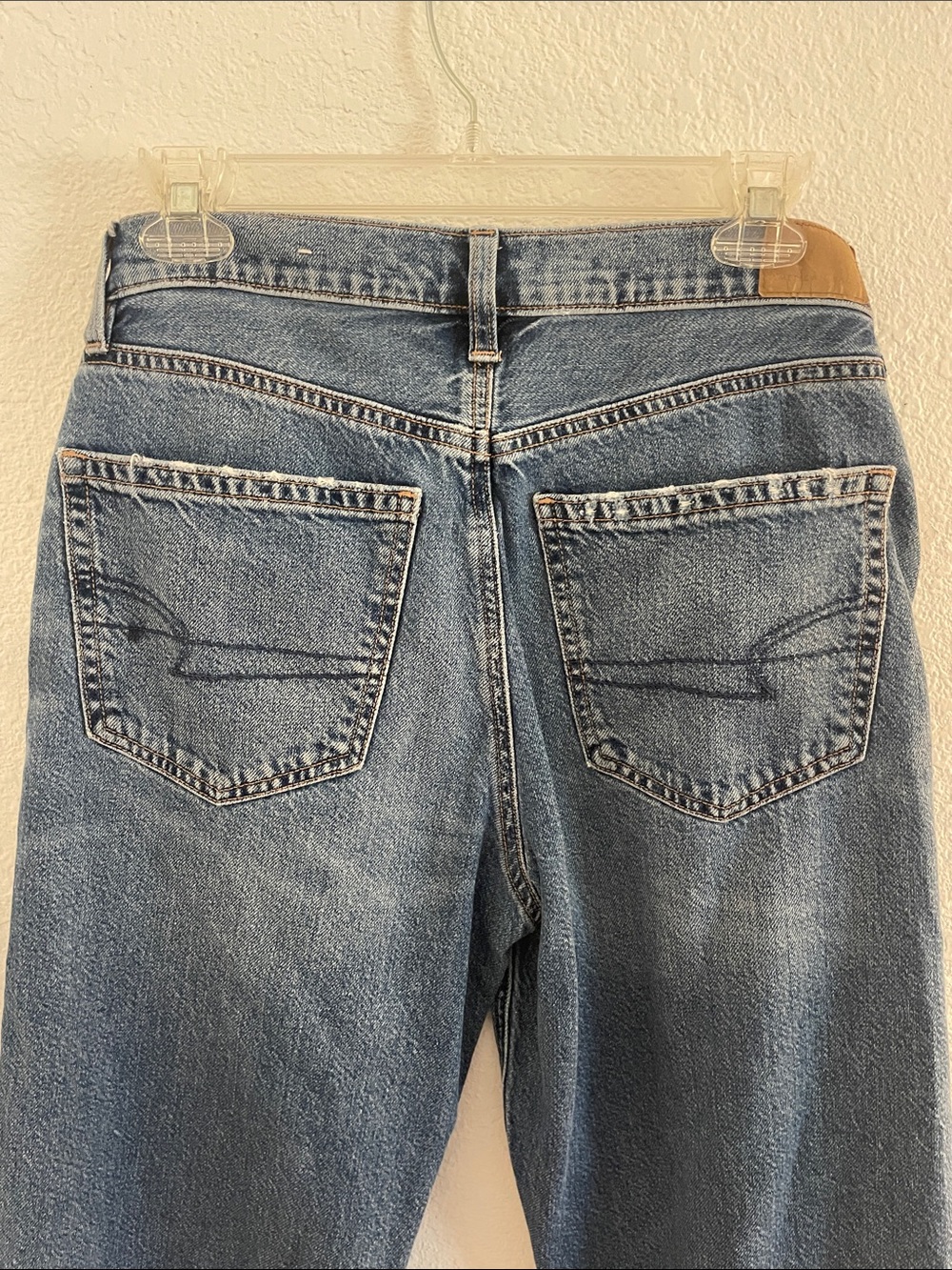 American Eagle Outfitters Low Rise Baggy Regular Lenght Jeans - Picture 4 of 5